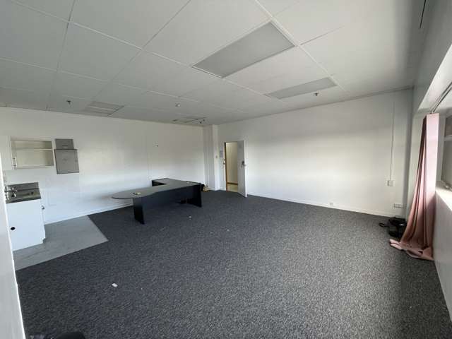 Unit Y, Shop 57, 185-201 Great South Road Manurewa_2