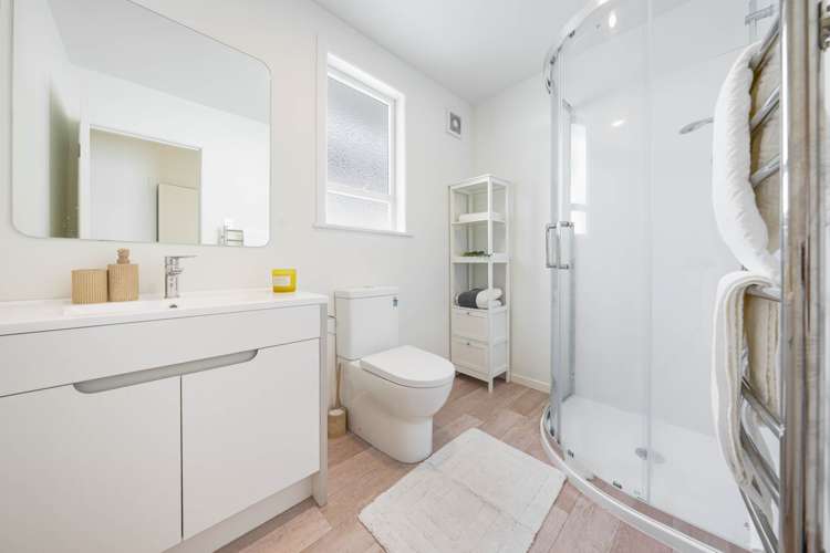 11 Cypress Place Sunnynook_15