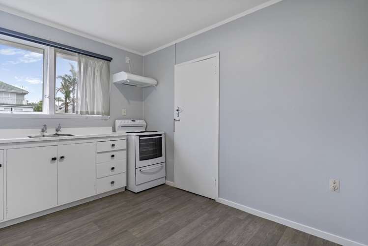 1/8 Rongo Road Royal Oak_3