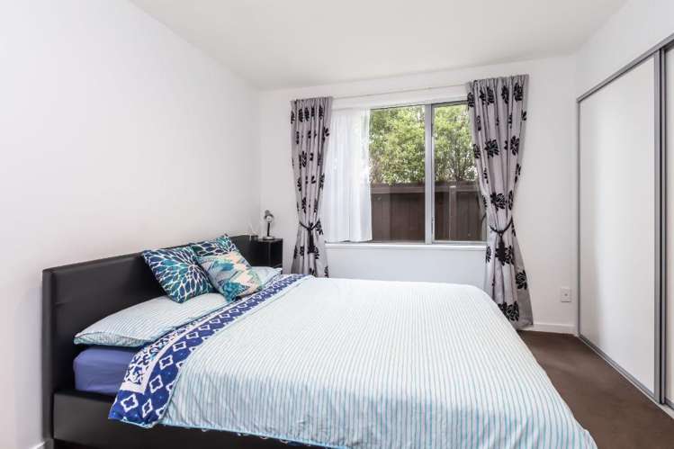 2 Cameo Grove Burwood_5