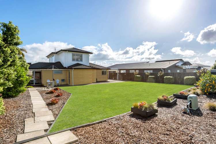 29 Defender Crescent Beachlands_5