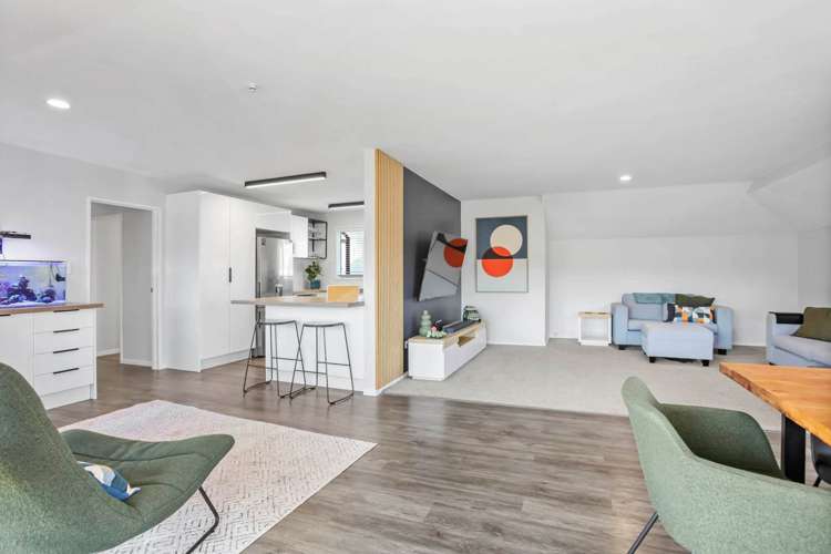 14 Hale Crescent_4