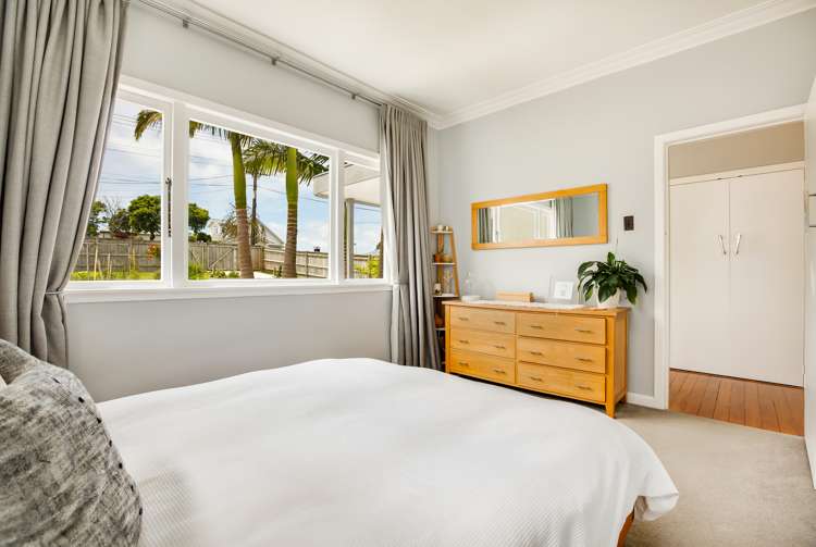 53 Astley Avenue New Lynn_12