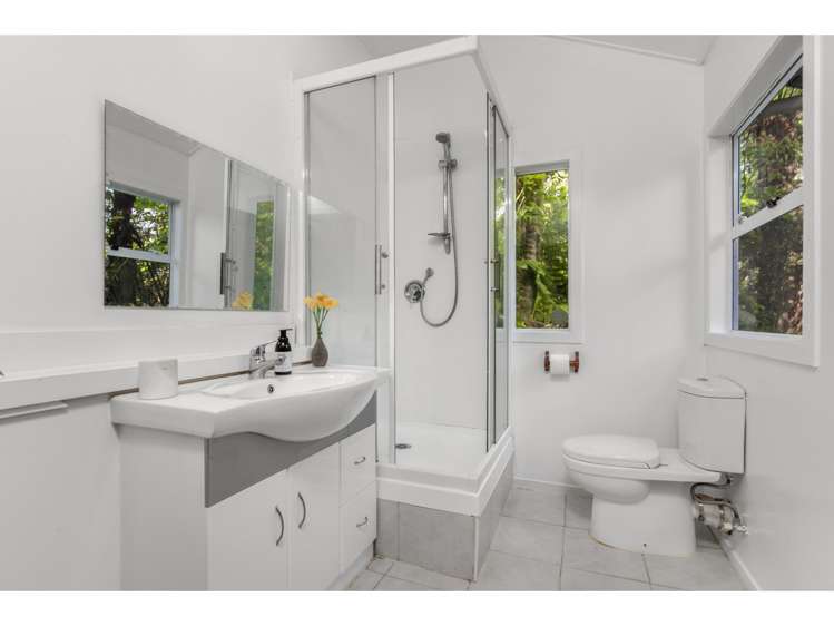 17 Scenic Drive Titirangi_17