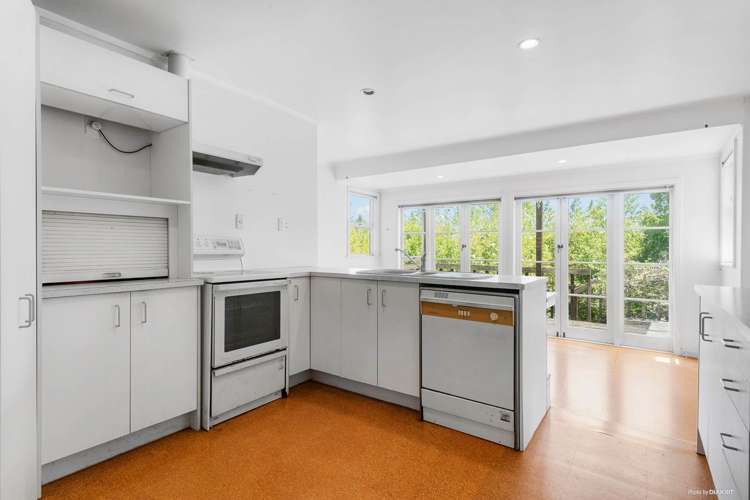 16 Richards Avenue Forrest Hill_7