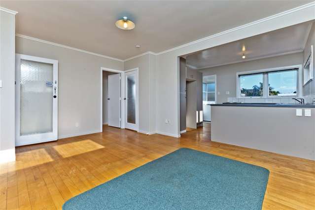 2/6 Corunna Road Milford_3