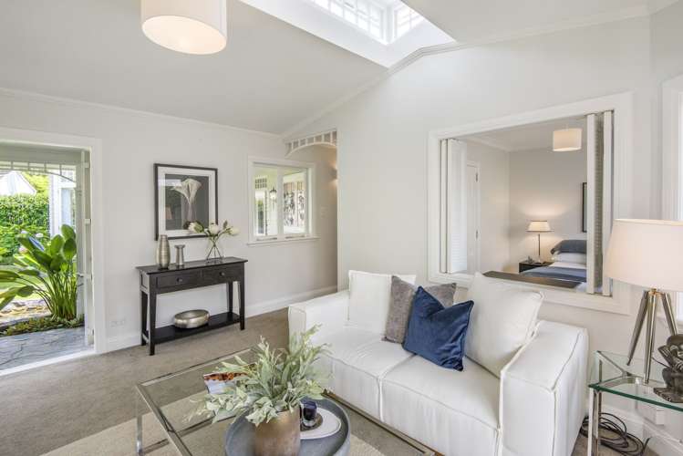 52 Cheltenham Road Devonport_16