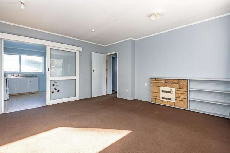 2/302 Tremaine Avenue_1