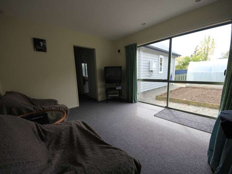 42 Cathedral Drive Manapouri_25