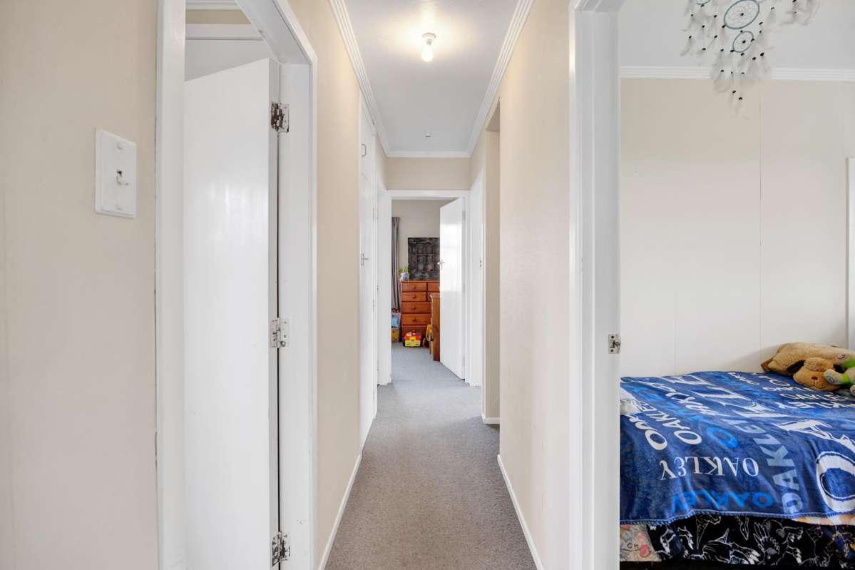 37 Swansea Road_1