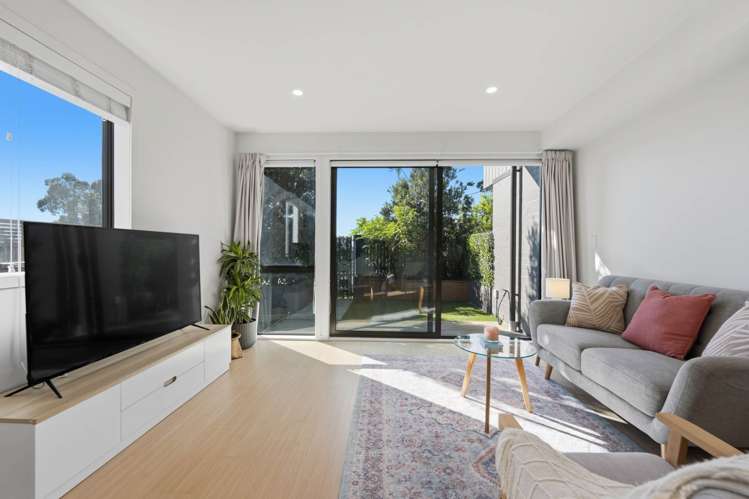 644B Massey Road_5