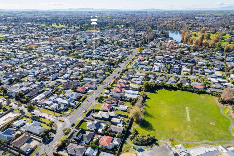 42 Vardon Road Saint Andrews_17