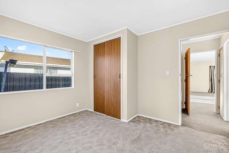 5 Avon Place Springvale_18