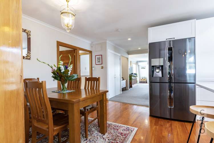 23 Queen Street Riverhead_14