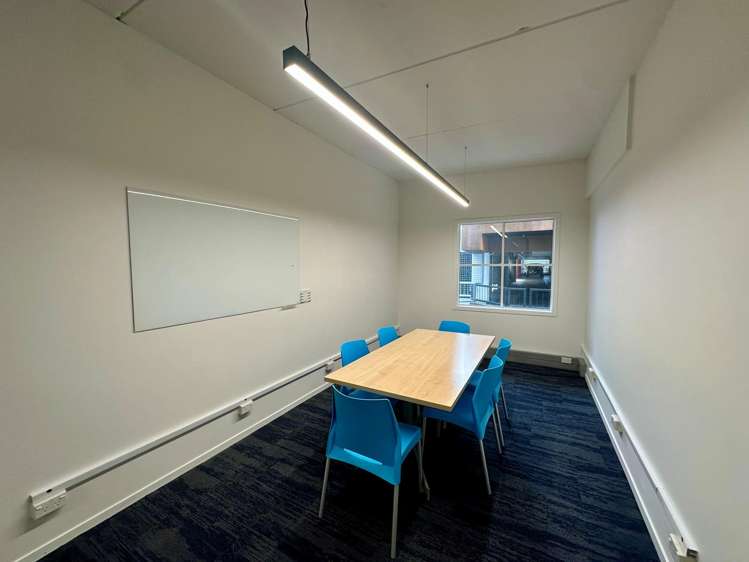 435 Khyber Pass Road Newmarket_5