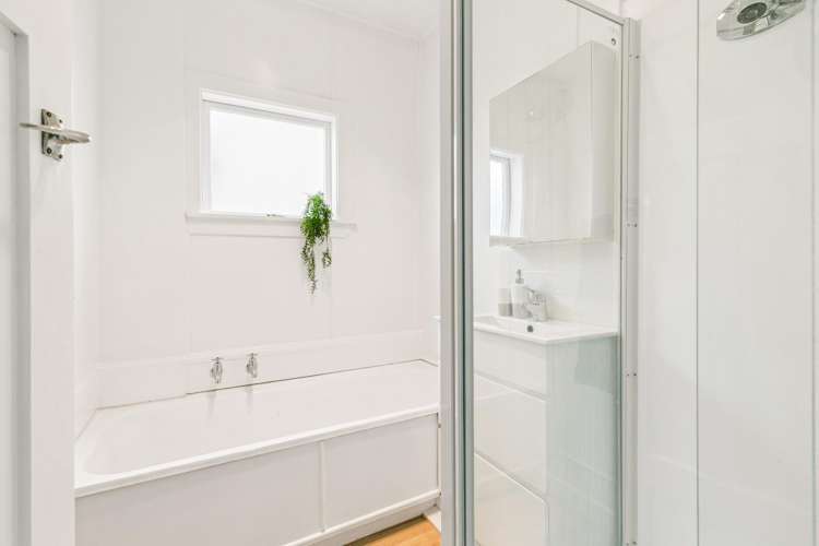 5 Herald Terrace Berhampore_11