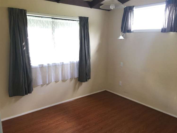 2/64 Mcleod Road Te Atatu South_6