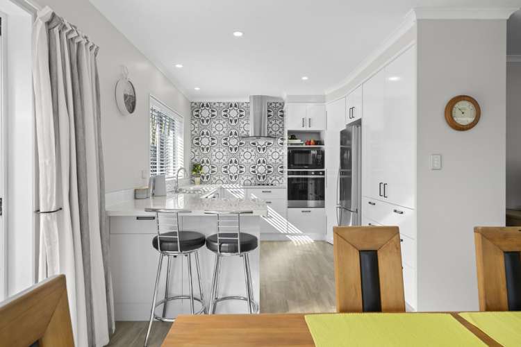 2 Lasiandra Place Mt Maunganui_10