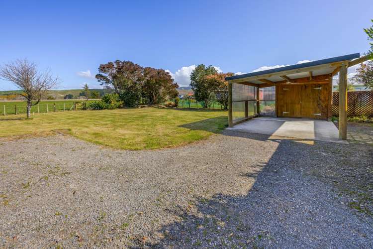12 Beach Road Porangahau_11