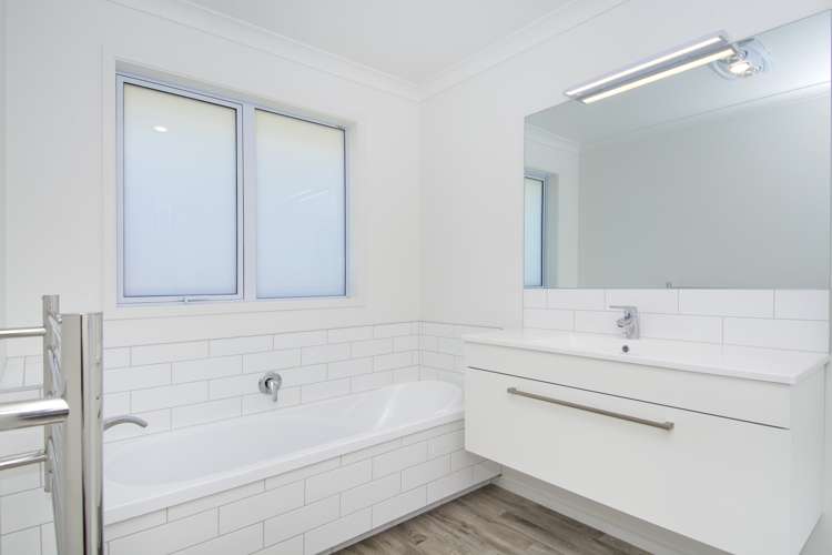 67 Harding Drive Papamoa_10