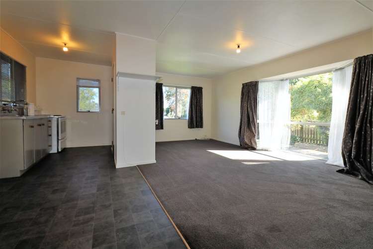 66 Victoria Street Carterton_3