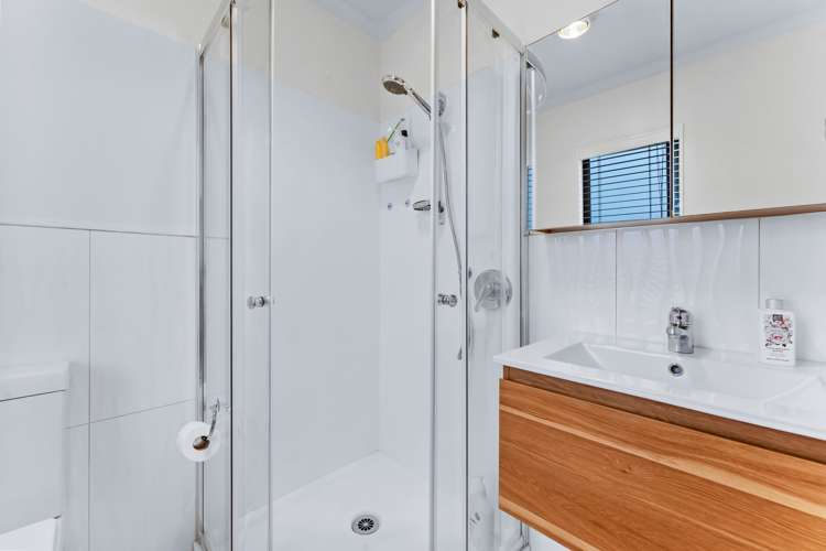 4 Greenway Rise Gulf Harbour_10