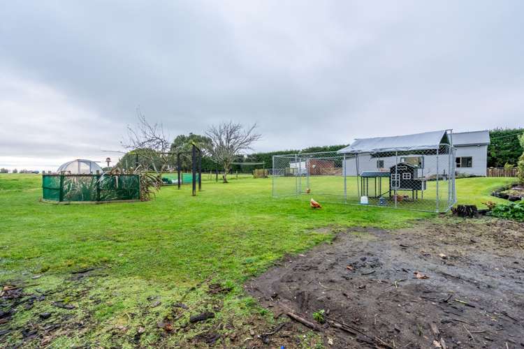 143 Flora Road East Makarewa_38