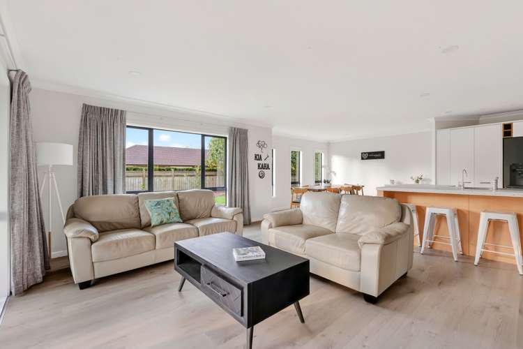 200 The Oaks Drive Cambridge_10