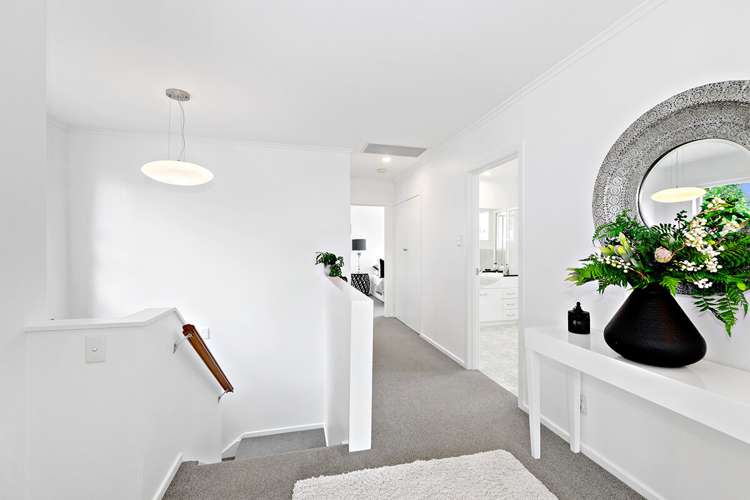 2/38a Seaview Avenue Northcote_8
