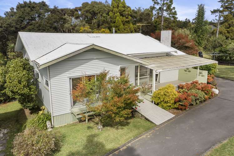 87 Carter Road Oratia_9