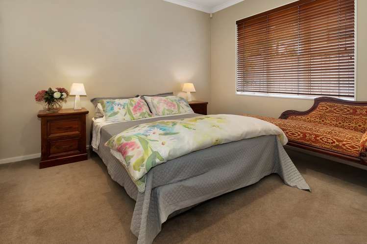 10b Raymond Street Point Chevalier_14