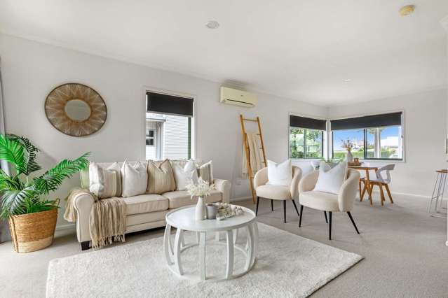 Relaxed Easy Care Living at Mount Maunganui!