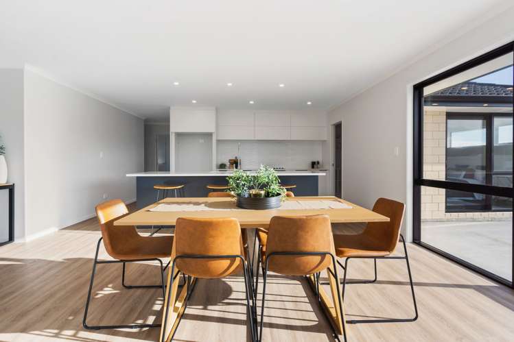 98 Kaurinui Crescent One Tree Point_21