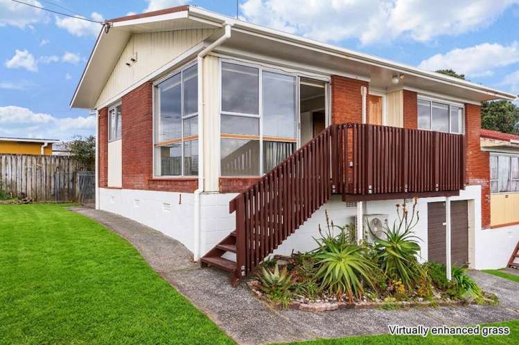1/2 Cheval Drive Totara Vale_11
