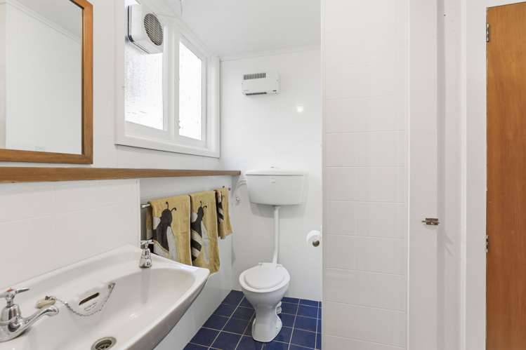 39 Te Awakura Terrace Mount Pleasant_25