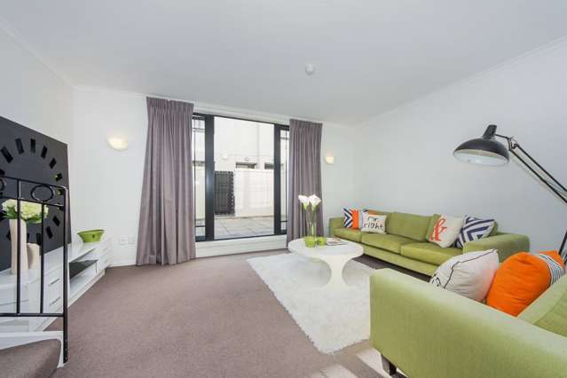 6e/8 Farnham Street Parnell_1