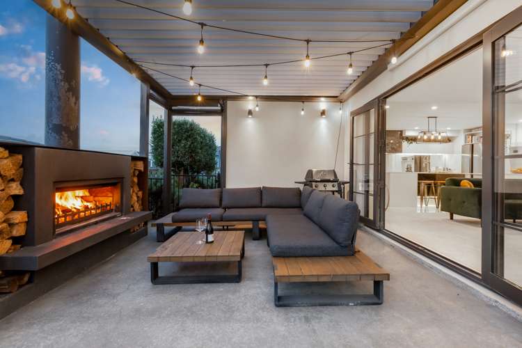 88 Queen Charlotte Drive Aotea_28