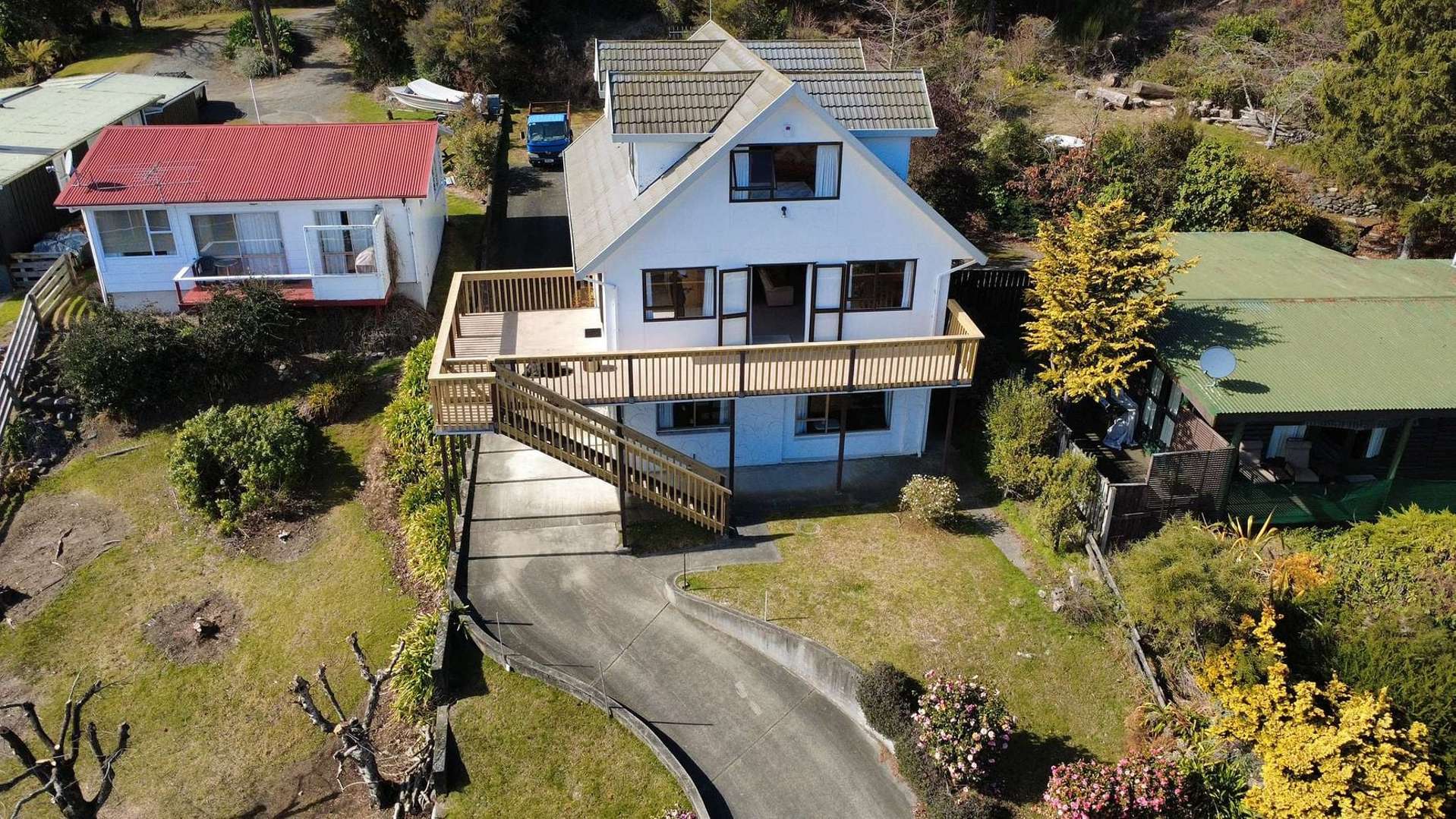 4 Gosling Grove Turangi_0