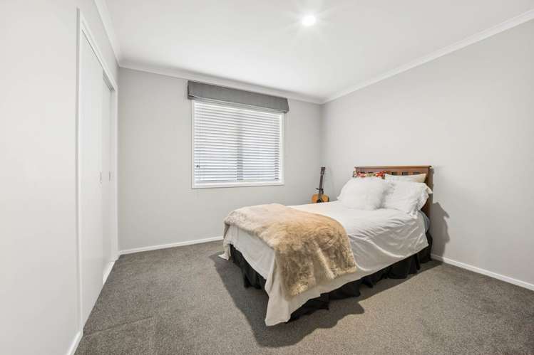 102 Pohutukawa Parade Riverhead_16