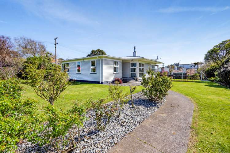 75 Waihi Road Hawera_16