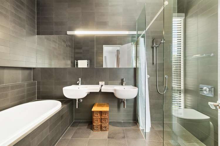 8 Bretby Court Jacks Point_27