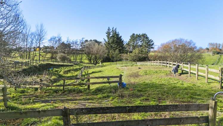 16 Castle Street Eltham_9