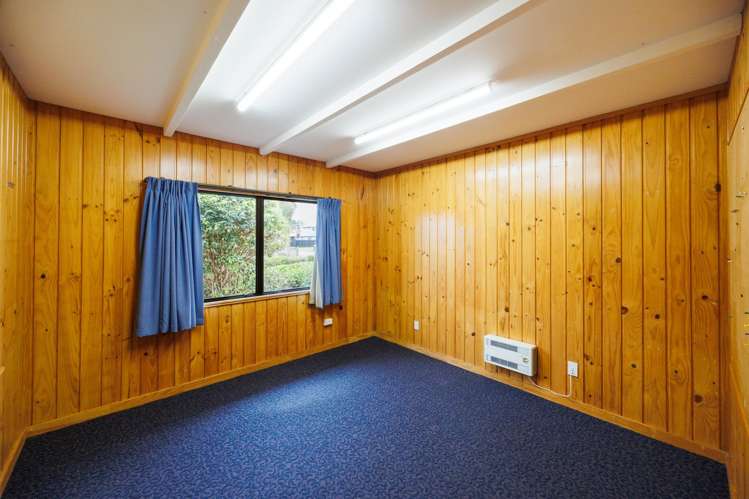 33 Cook Street Foxton_23
