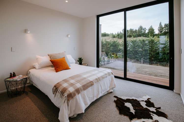 13 Fern Burn Close Wanaka_12