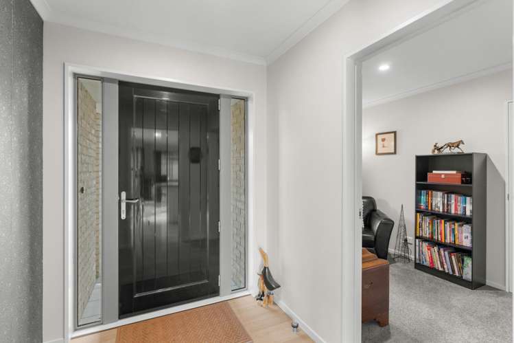 31 Eaglesome Avenue_5