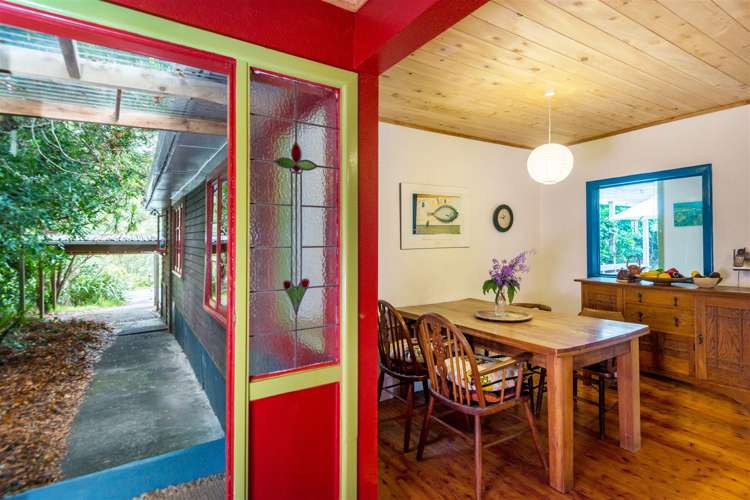 12 York Road Titirangi_8