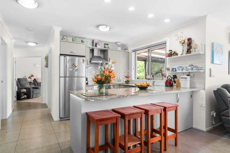 13 Sando Way One Tree Point_3