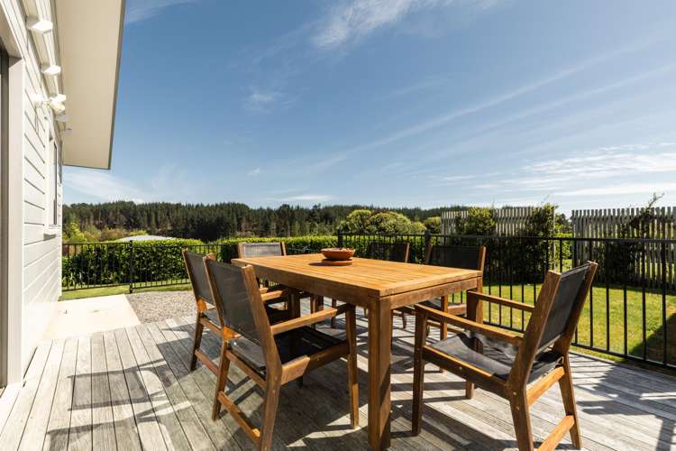 22 Eban Road Redwood Valley_12