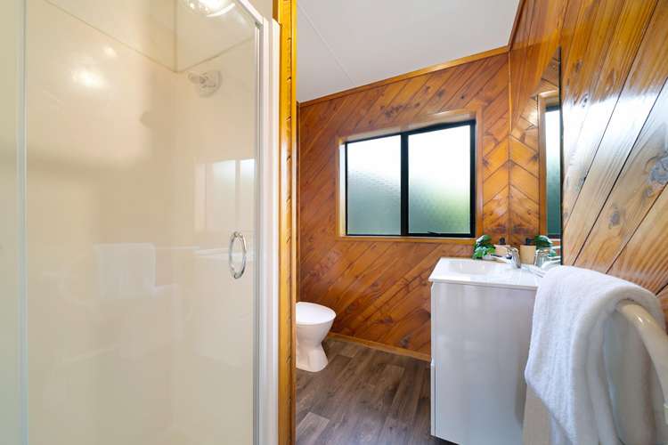 2/12 Grimshaw Place Henderson_14
