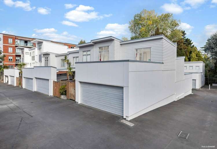 42/3 Wagener Place Mt Albert_11